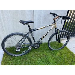 STRONGFLEX|test: Tuleja wahacza tylnego dolnego - zewnętrznas TEST 2